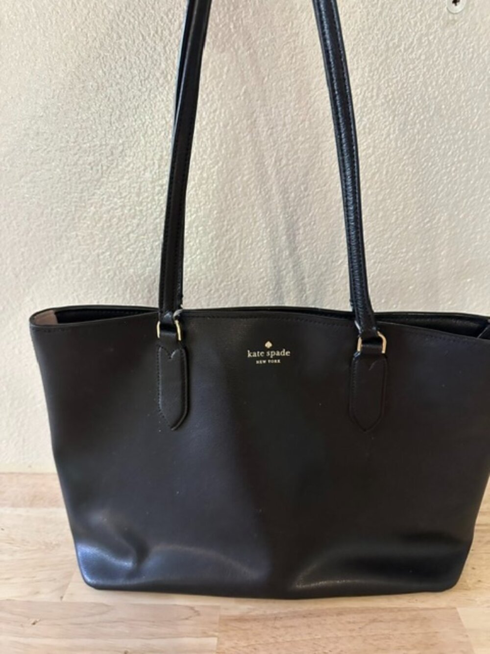 Kate Spade | Black Leather Shoulder Zip Closure Tote Bag Gold Lettering
